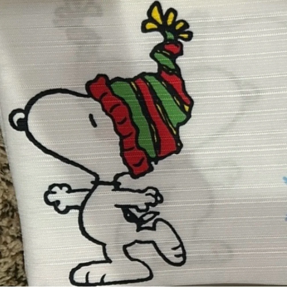 Peanuts holiday snoopy
